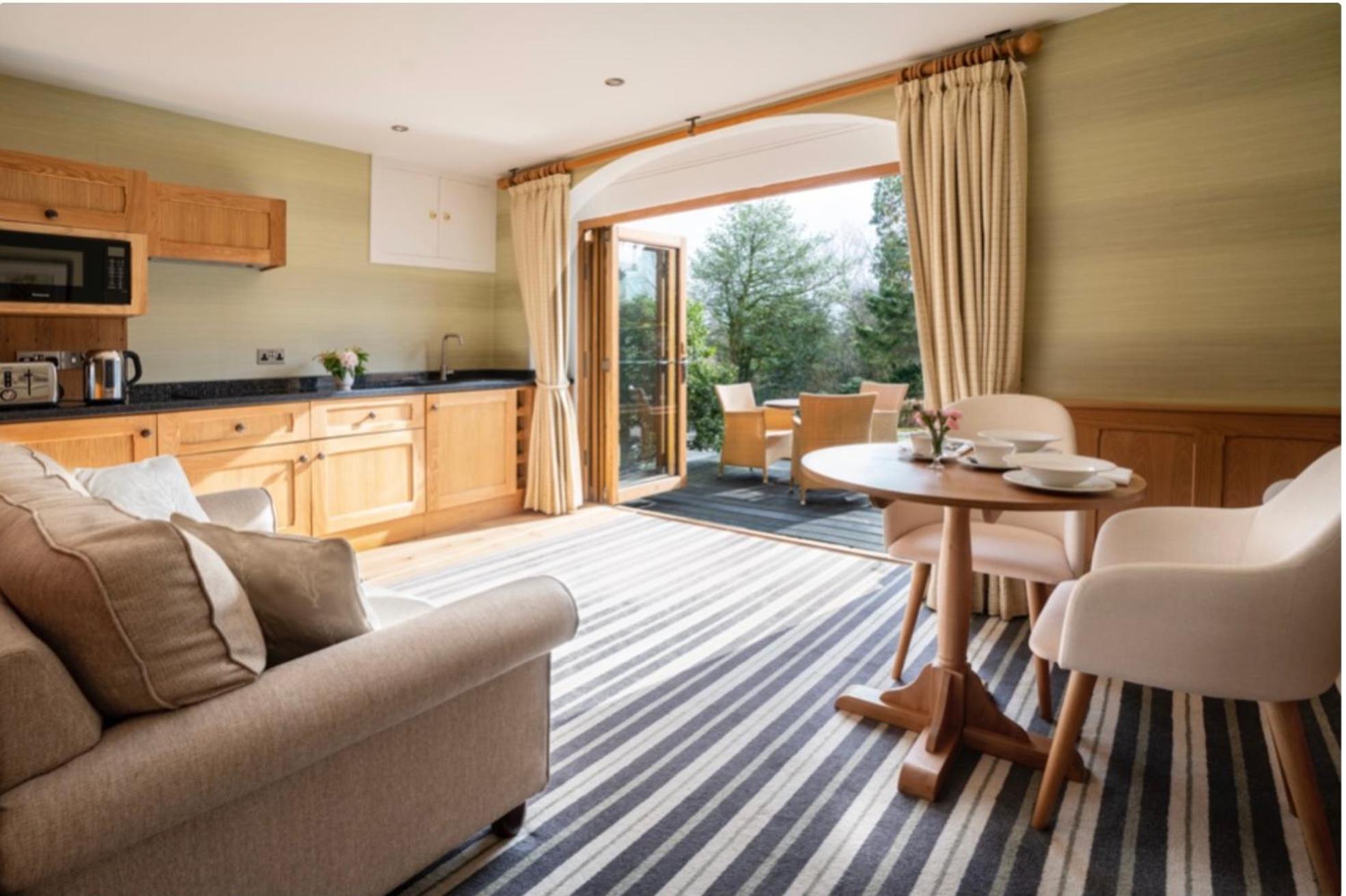 Yewfield Self Catering Apartments Hawkshead Bagian luar foto